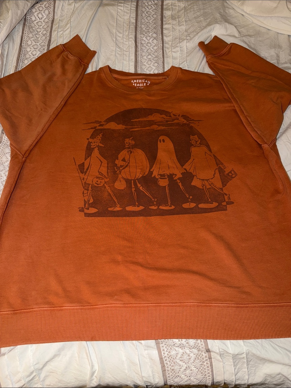 American Eagle Oversized Halloween Graphic Sweatshirt, vintage look. XL.
